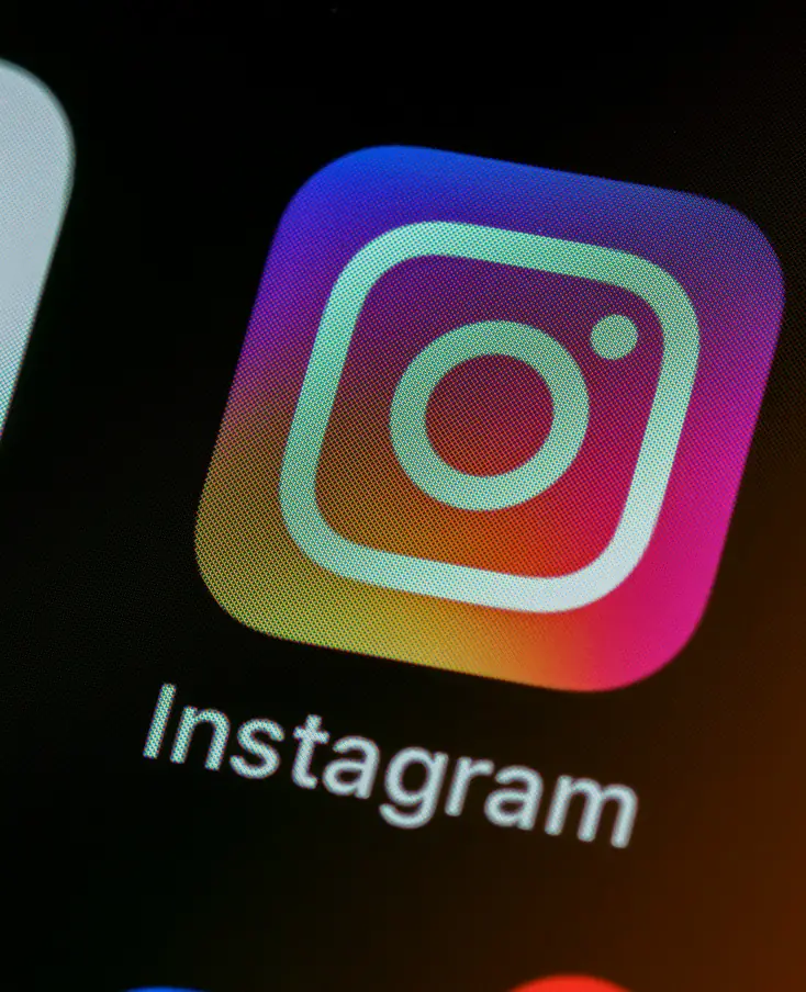 Ícone do Instagram na tela do celular